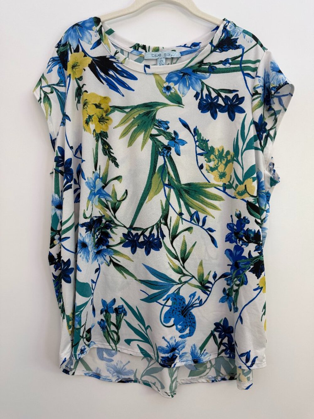 Blue Sol Women 2X Blouse Blue‎ White Tropical Lightweight Cap Sleeve Pullover